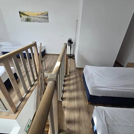 Cechowianka アパート ウストカ