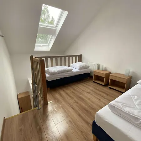 アパート Cechowianka ウストカ